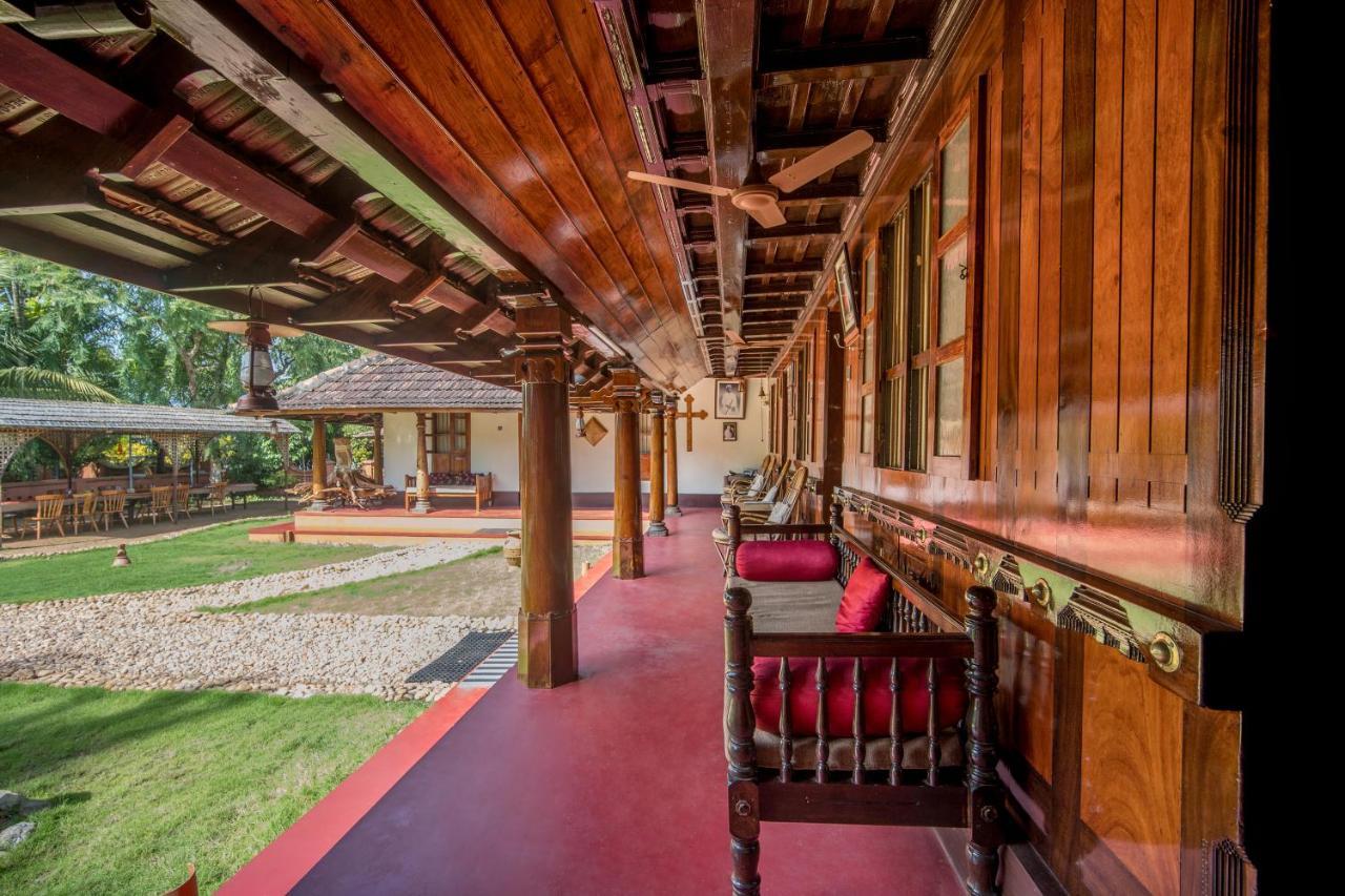 Emerald Isle Alappuzha Buitenkant foto